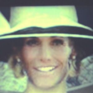 Meet your Posher, Lori